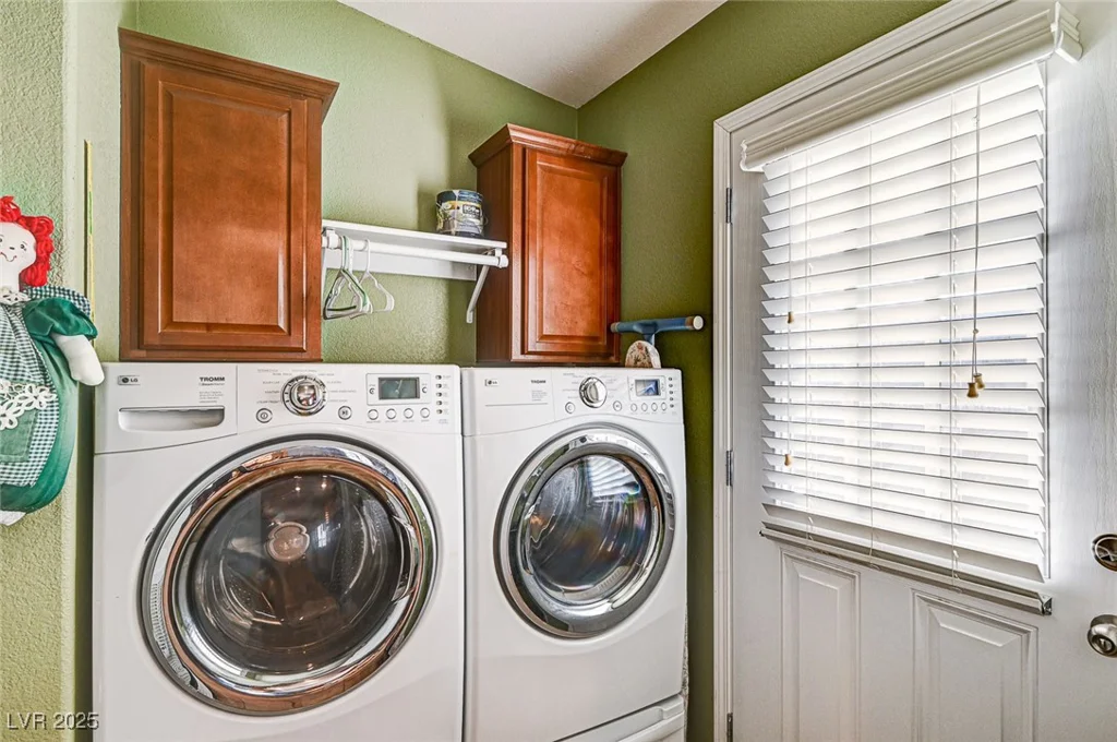 7015 Jensen, Las Vegas, NV 89149
