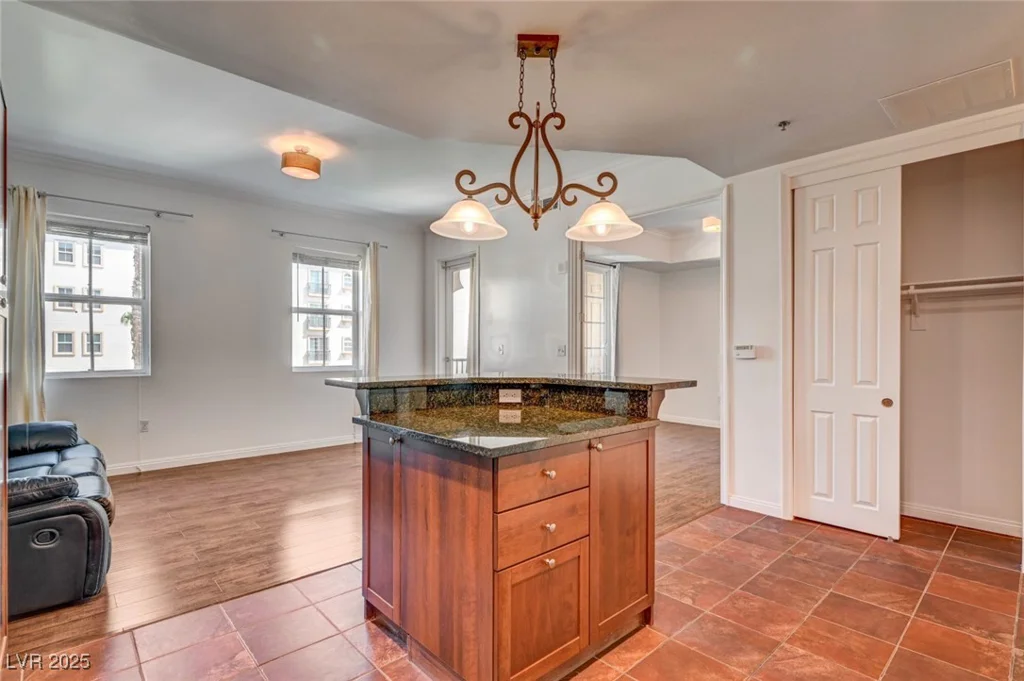 2455 Serene, Las Vegas, NV 89123
