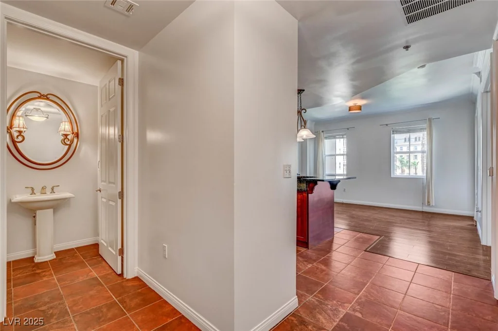 2455 Serene, Las Vegas, NV 89123