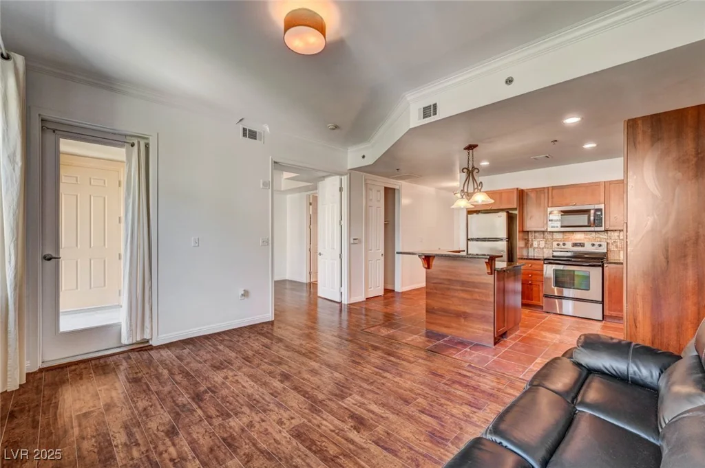 2455 Serene, Las Vegas, NV 89123