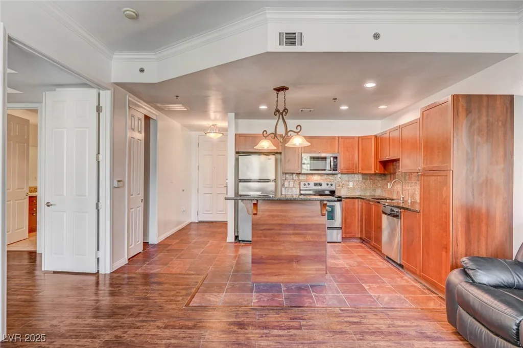 2455 Serene, Las Vegas, NV 89123