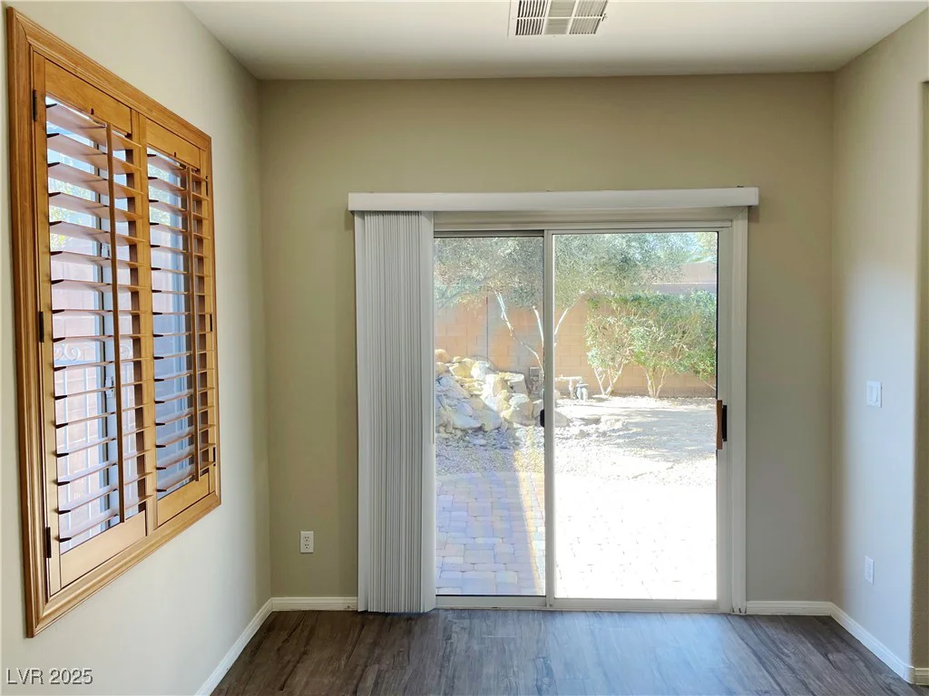 1175 Lake Berryessa, Henderson, NV 89002