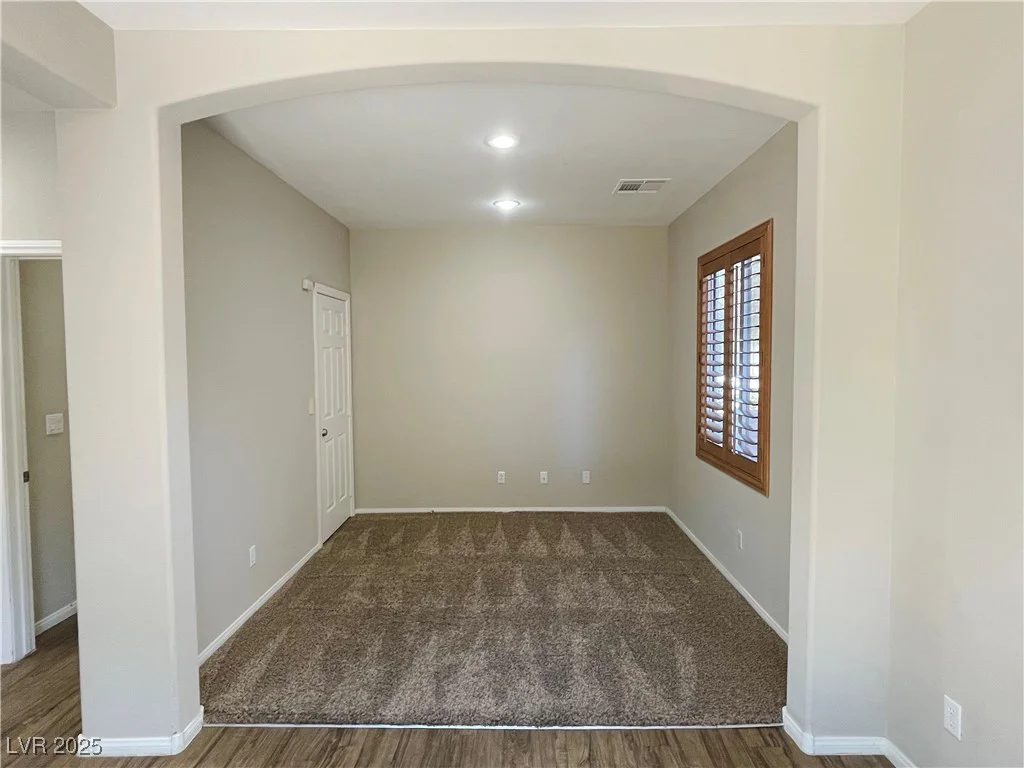 1175 Lake Berryessa, Henderson, NV 89002