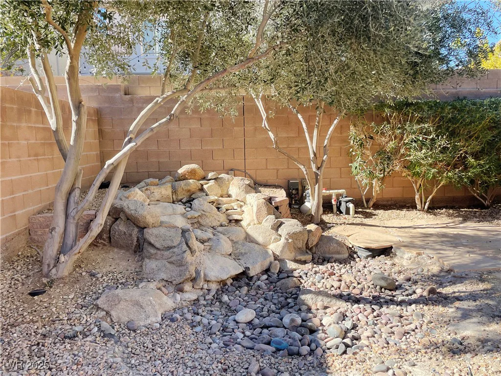 1175 Lake Berryessa, Henderson, NV 89002