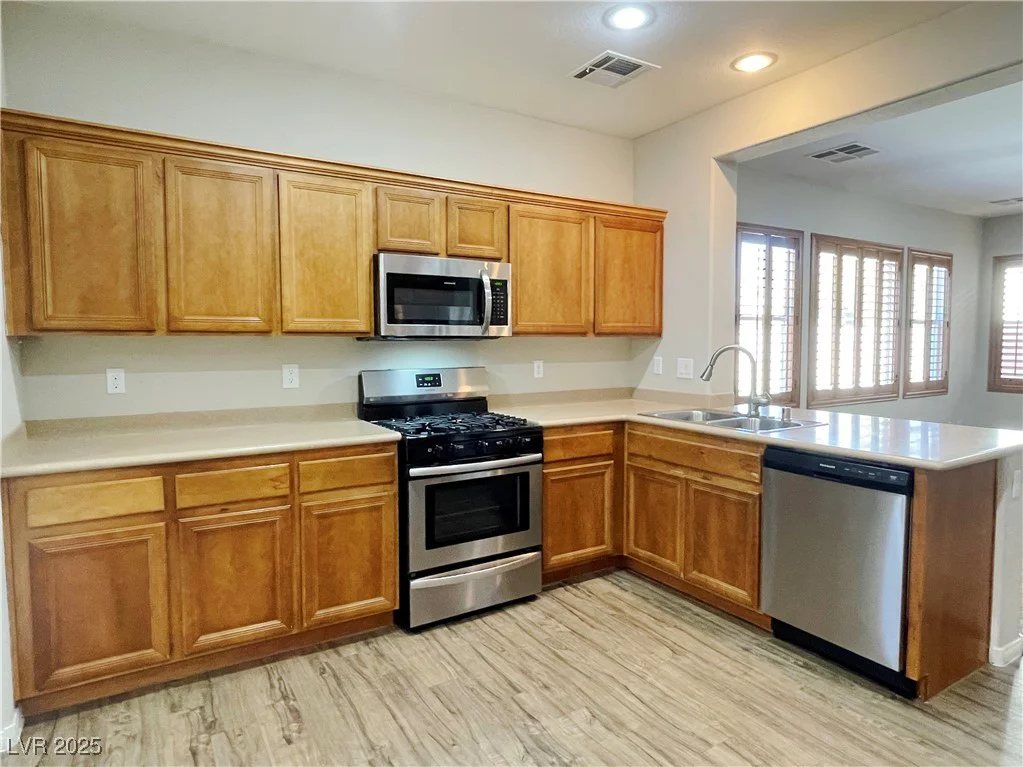 1175 Lake Berryessa, Henderson, NV 89002