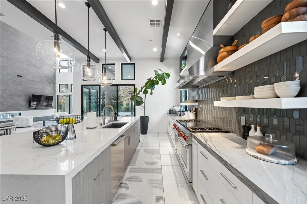 10958 Earth Hues, Las Vegas, NV 89135