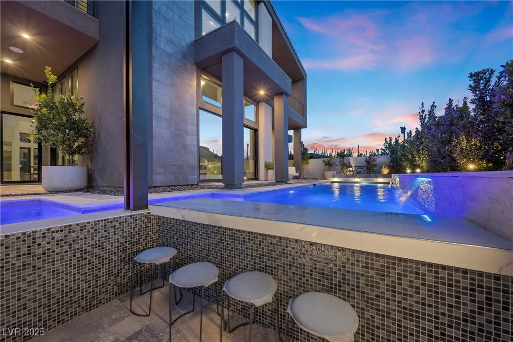10958 Earth Hues, Las Vegas, NV 89135