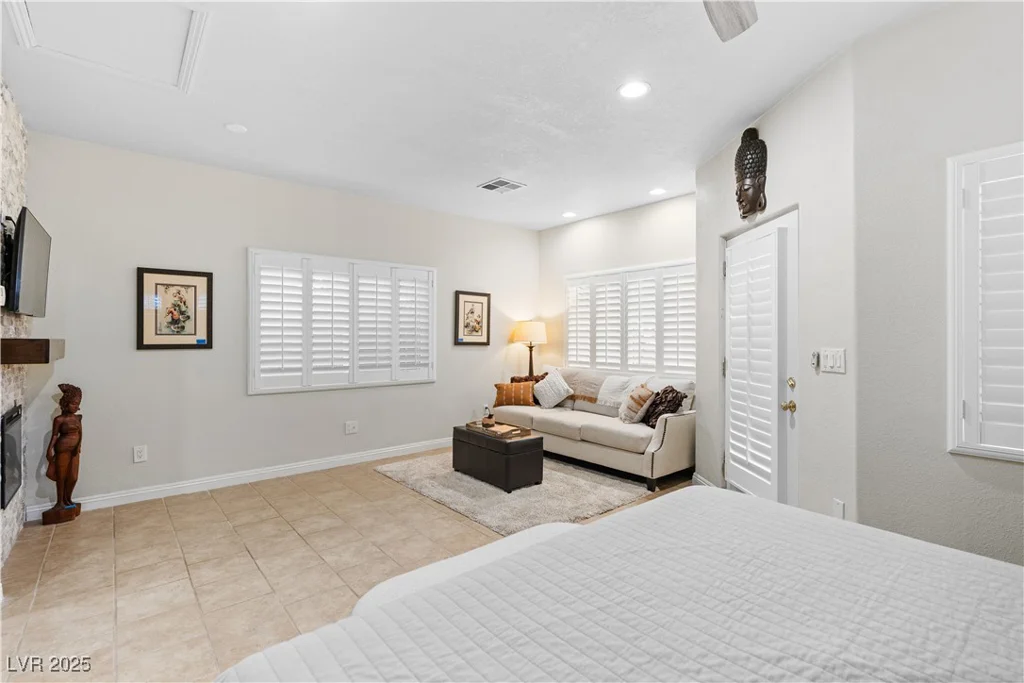 5455 San Florentine, Las Vegas, NV 89141