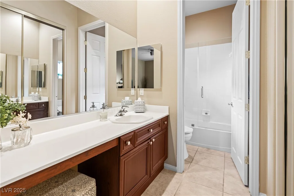5455 San Florentine, Las Vegas, NV 89141
