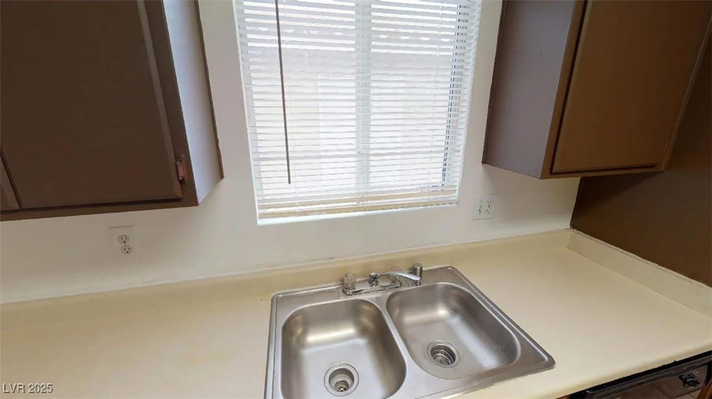 1420 Arlington Heights, Las Vegas, NV 89110