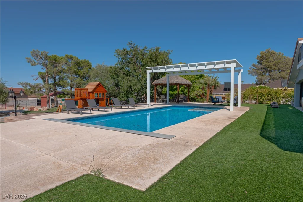 836 San Eduardo, Henderson, NV 89002