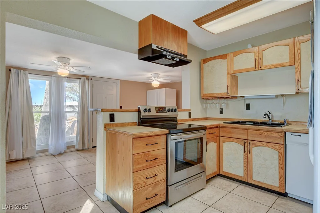 132 Continental, Henderson, NV 89015