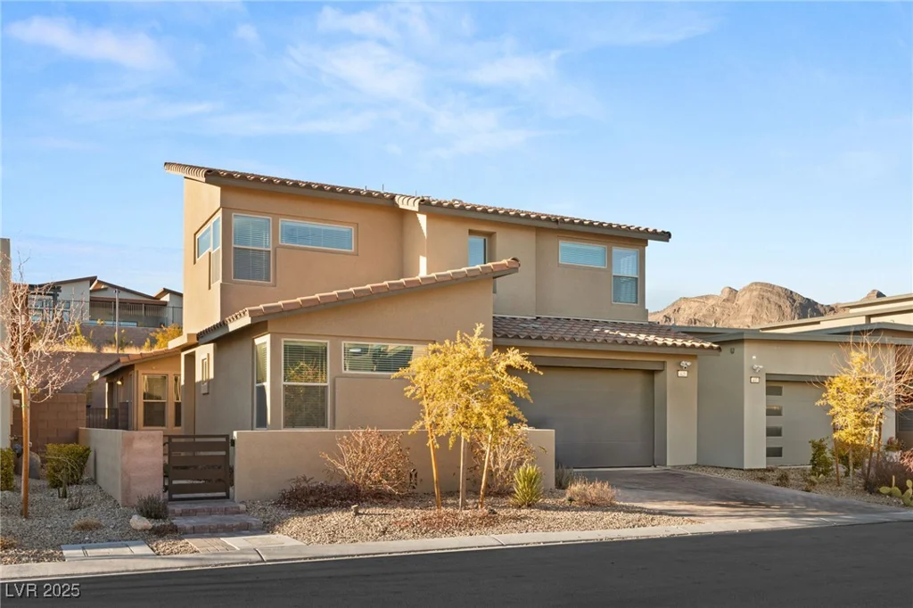 425 Crown Mesa, Las Vegas, NV 89138