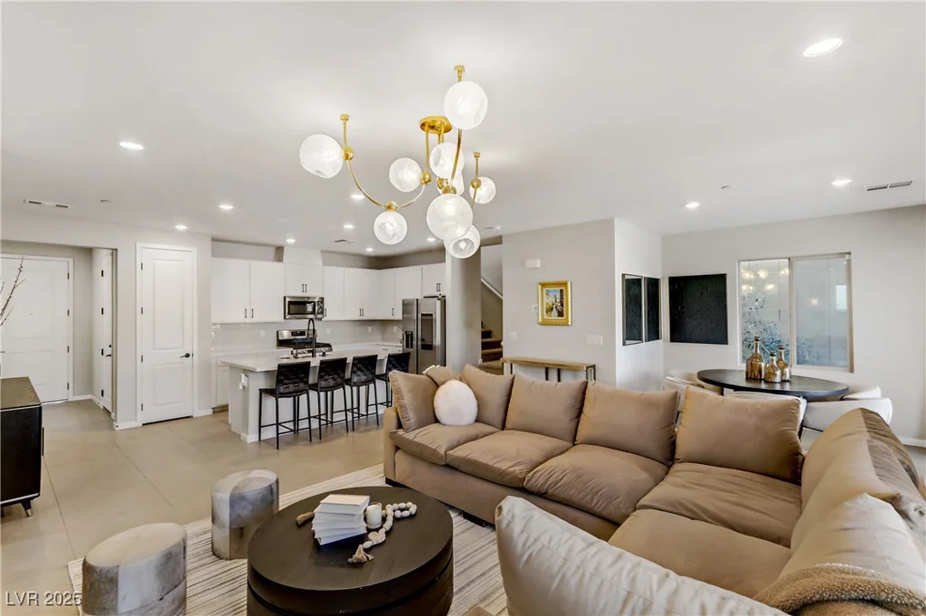 11560 Observation Point, Las Vegas, NV 89138