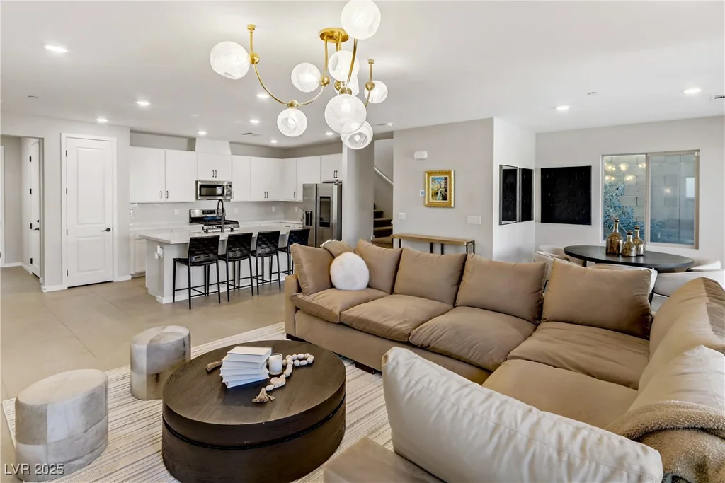 11560 Observation Point, Las Vegas, NV 89138