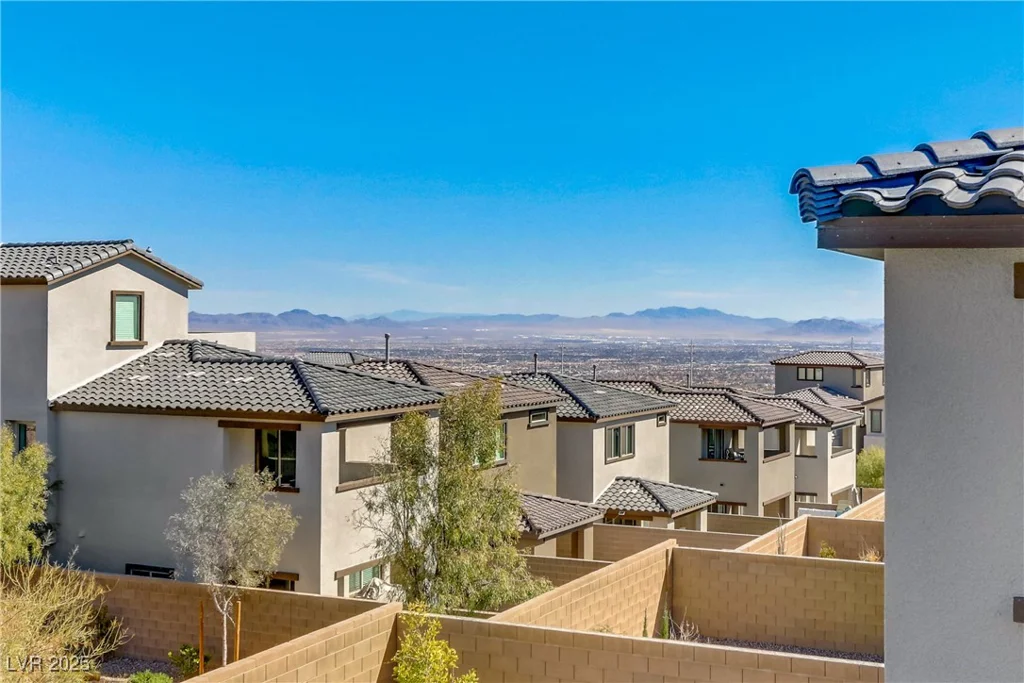 11560 Observation Point, Las Vegas, NV 89138