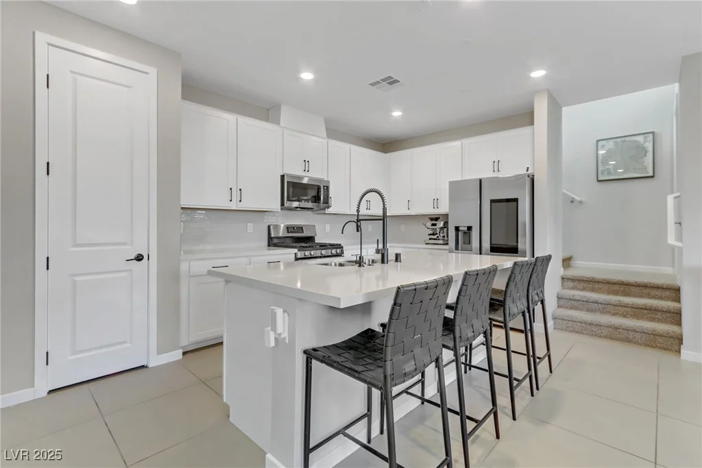 11560 Observation Point, Las Vegas, NV 89138