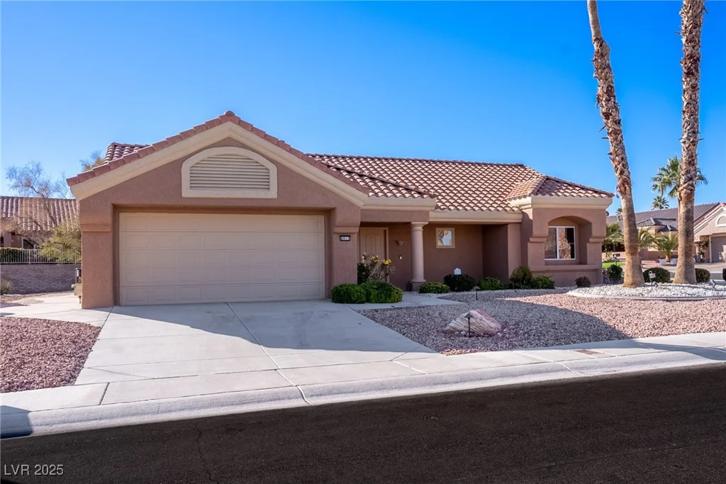 8913 Stoney Point, Las Vegas, NV 89134