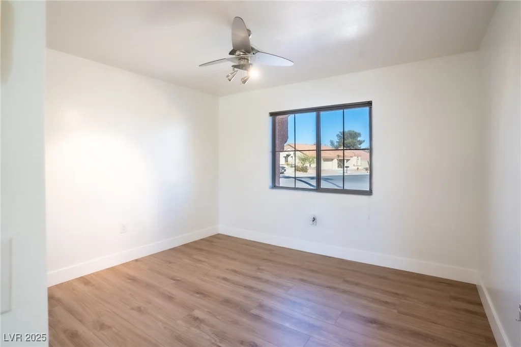 8913 Stoney Point, Las Vegas, NV 89134
