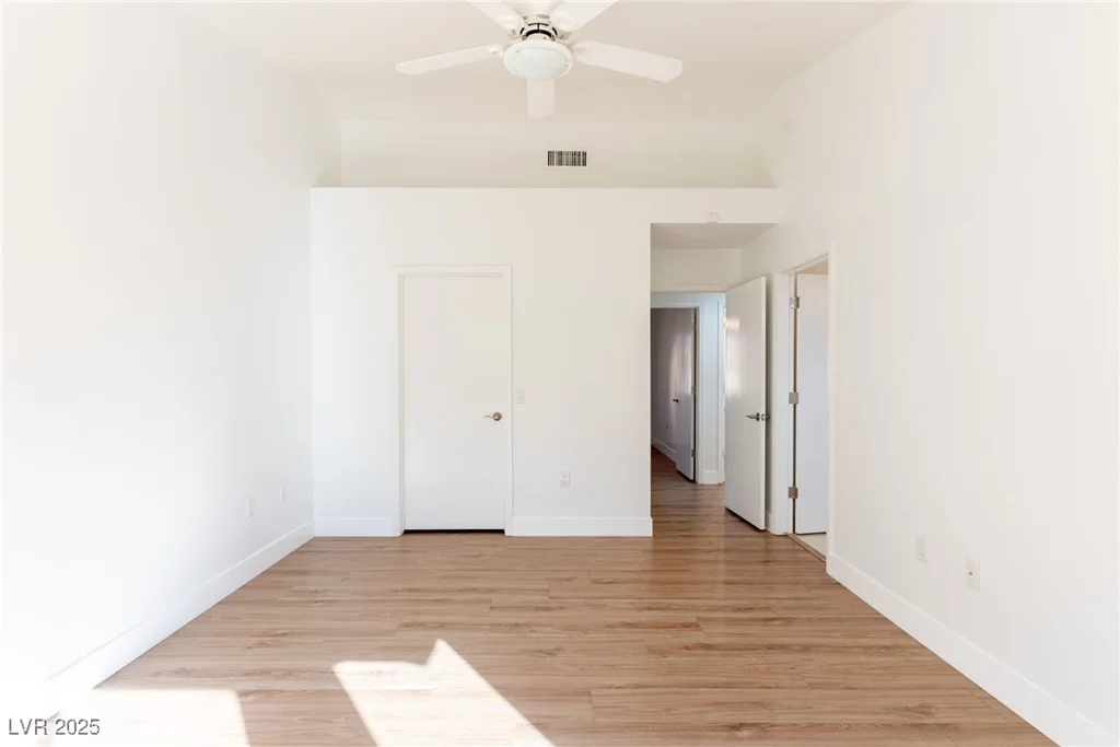 8913 Stoney Point, Las Vegas, NV 89134