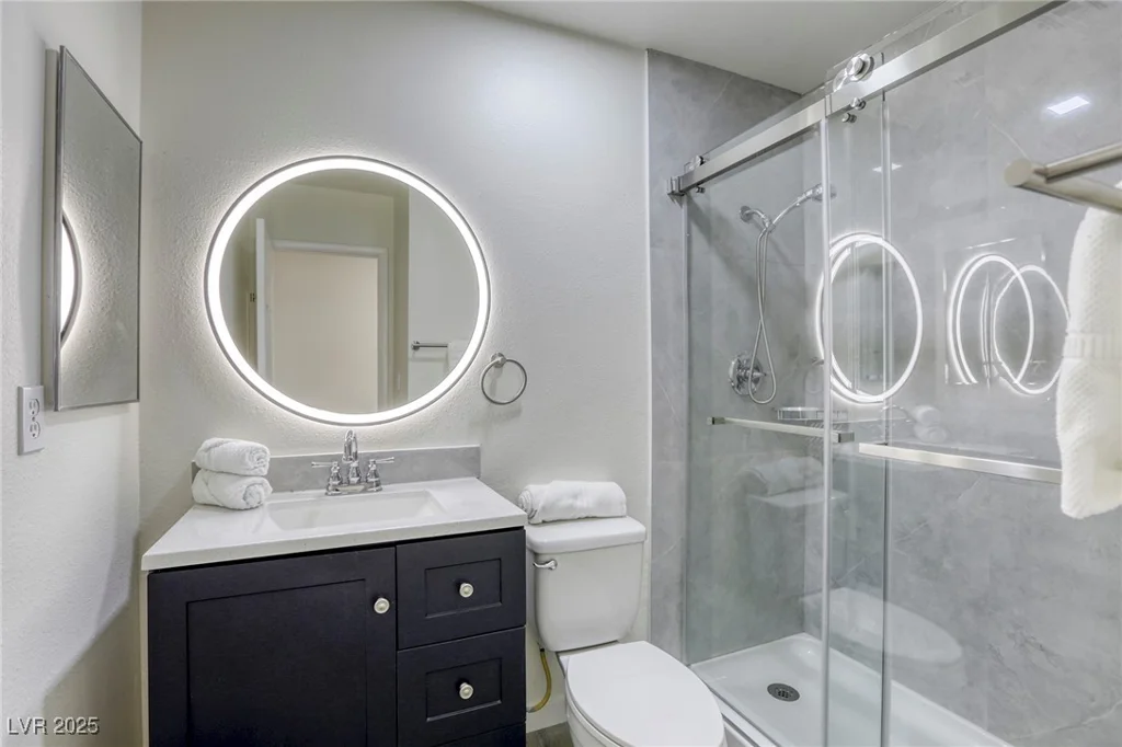 6008 Carmel, Las Vegas, NV 89108