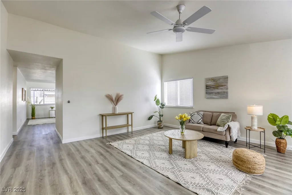 6008 Carmel, Las Vegas, NV 89108