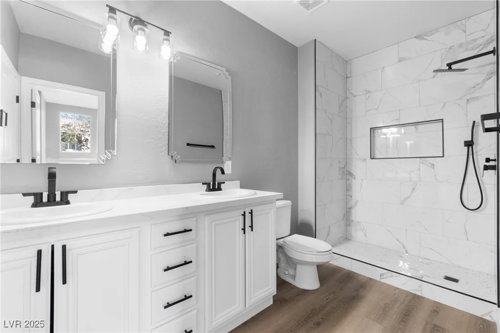 375 Kensington Palace, North Las Vegas, NV 89032