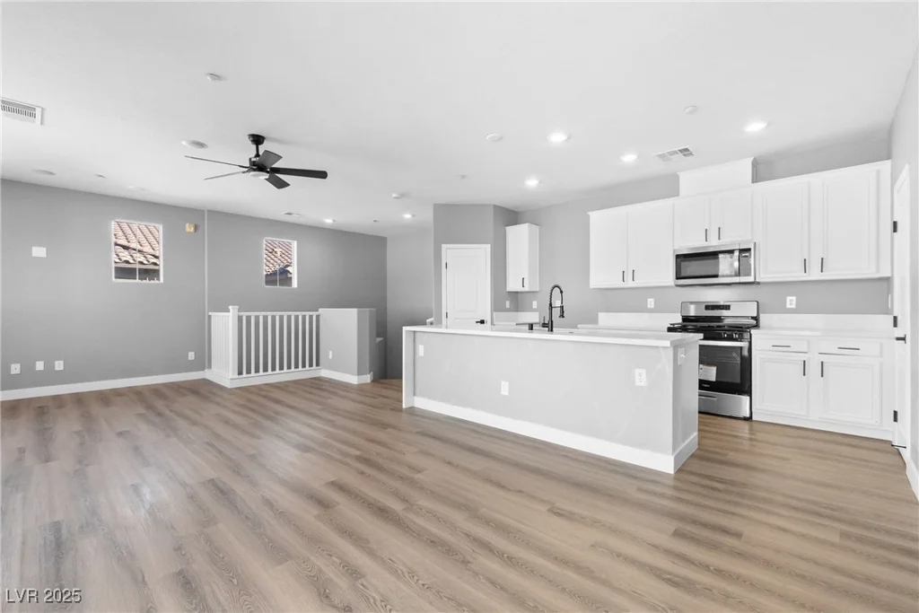 375 Kensington Palace, North Las Vegas, NV 89032
