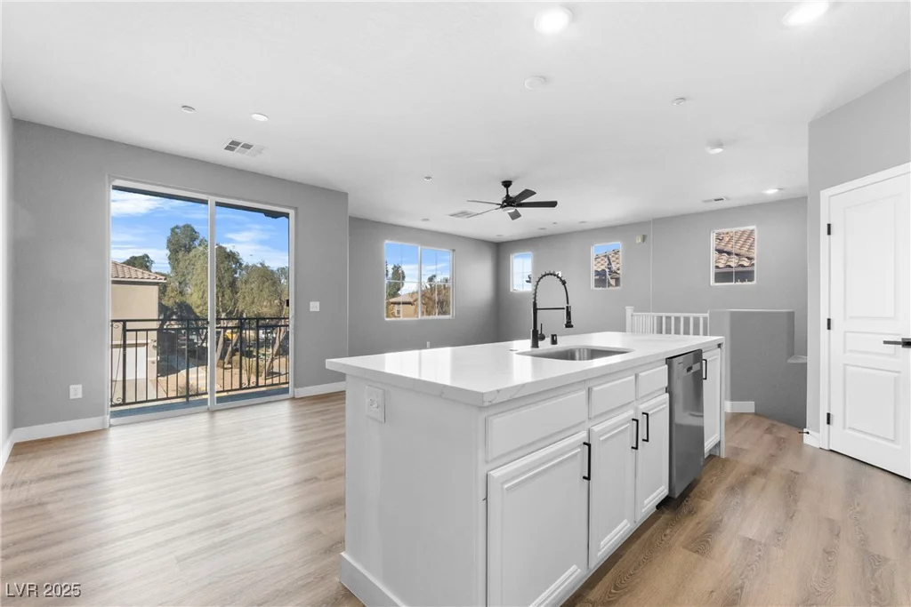 375 Kensington Palace, North Las Vegas, NV 89032