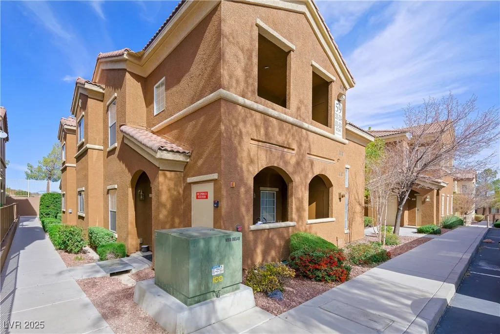 10280 Gilmore Canyon, Las Vegas, NV 89129