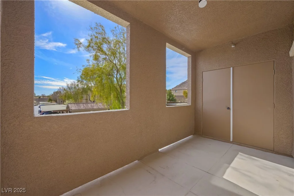 10280 Gilmore Canyon, Las Vegas, NV 89129