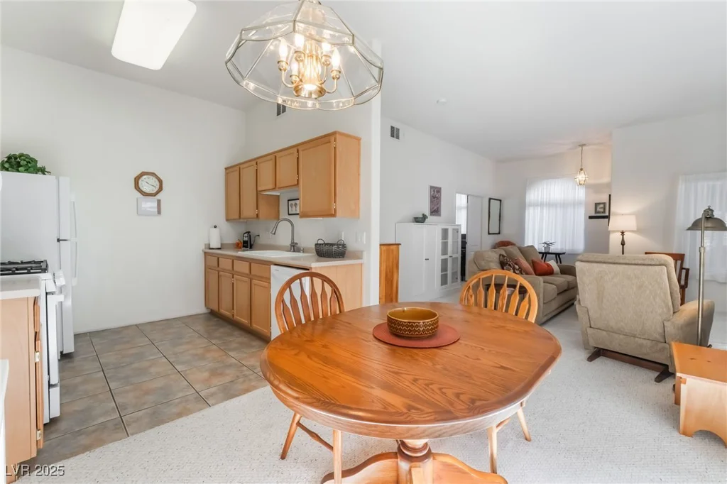700 Carnegie, Henderson, NV 89052