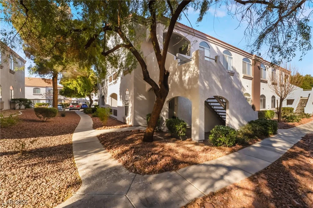 700 Carnegie, Henderson, NV 89052