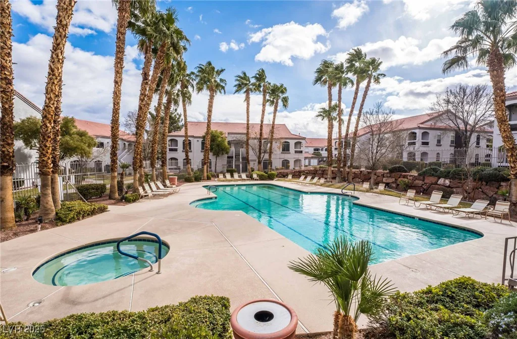 700 Carnegie, Henderson, NV 89052