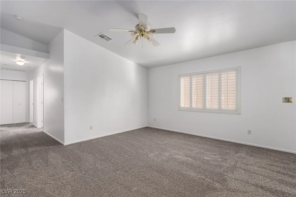 2204 Kendall Hill, Las Vegas, NV 89106