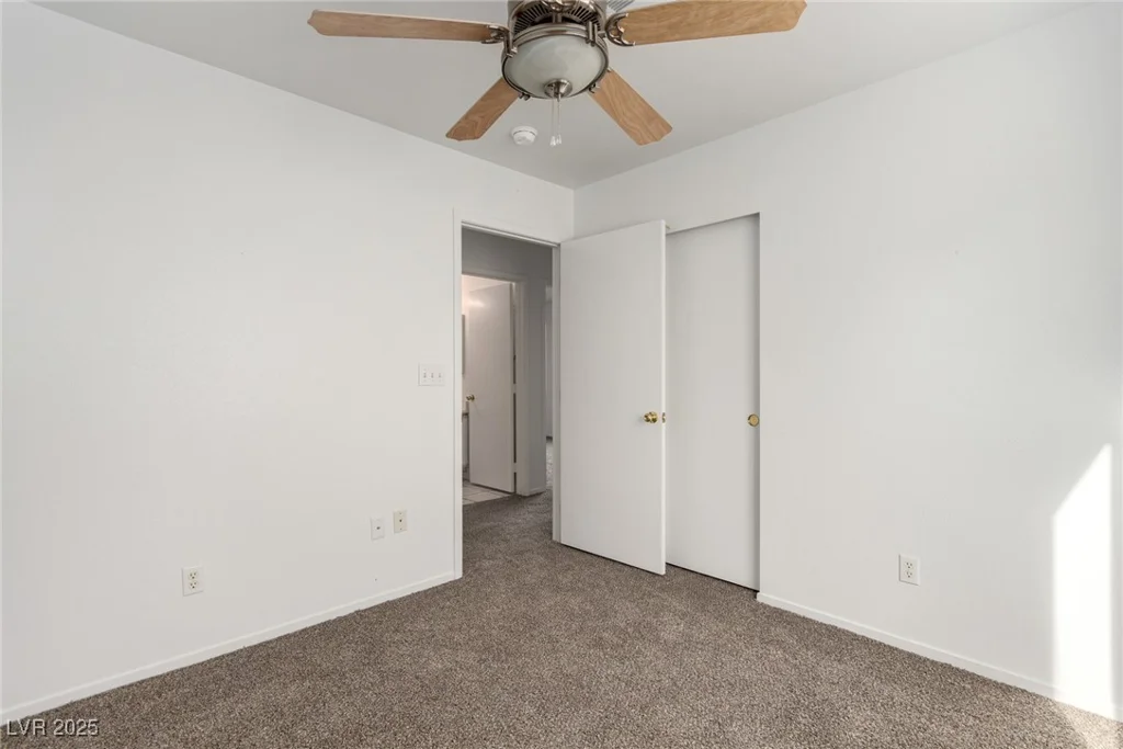 2204 Kendall Hill, Las Vegas, NV 89106