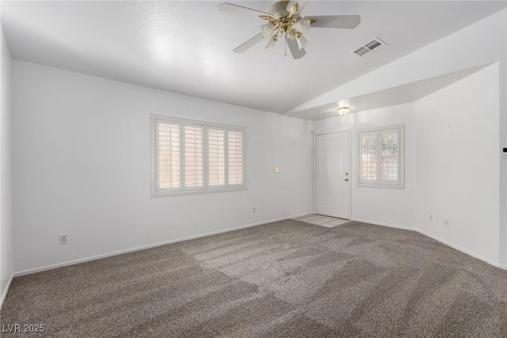 2204 Kendall Hill, Las Vegas, NV 89106
