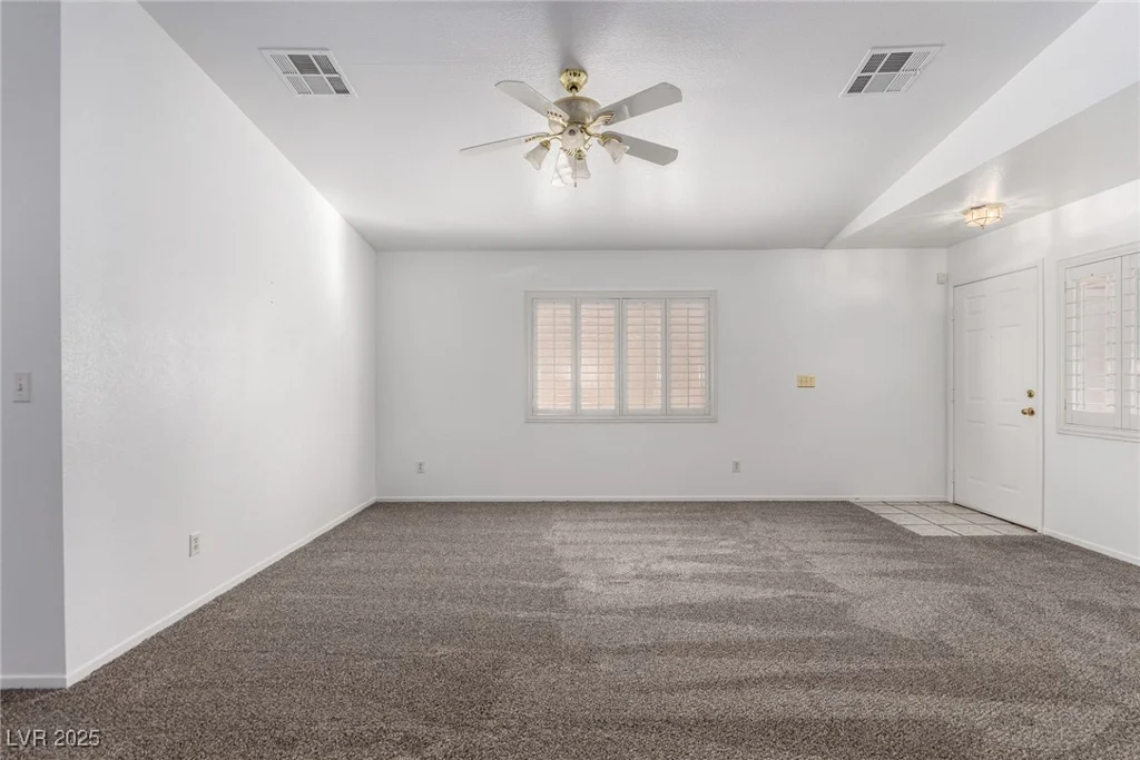 2204 Kendall Hill, Las Vegas, NV 89106
