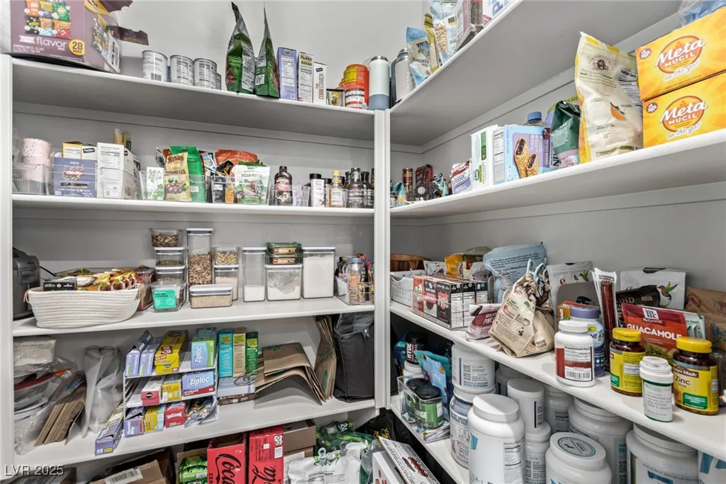 220 Glen Lee, Henderson, NV 89012