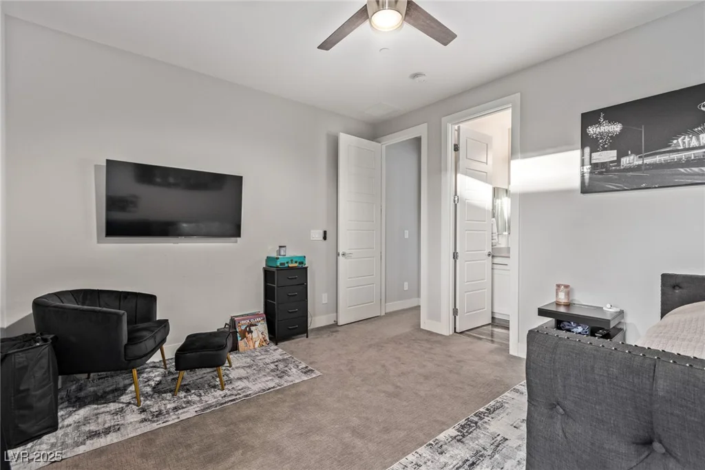220 Glen Lee, Henderson, NV 89012