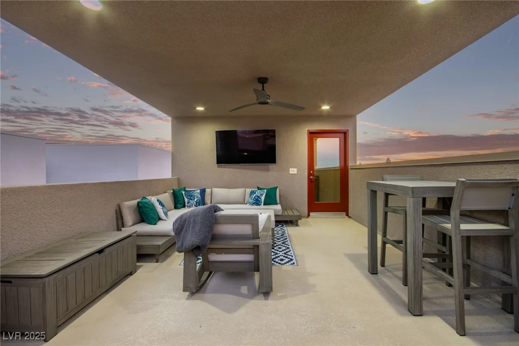 220 Glen Lee, Henderson, NV 89012