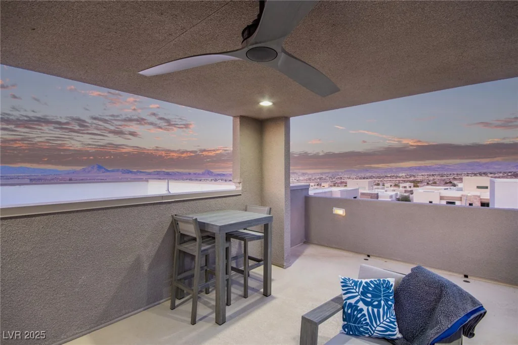220 Glen Lee, Henderson, NV 89012