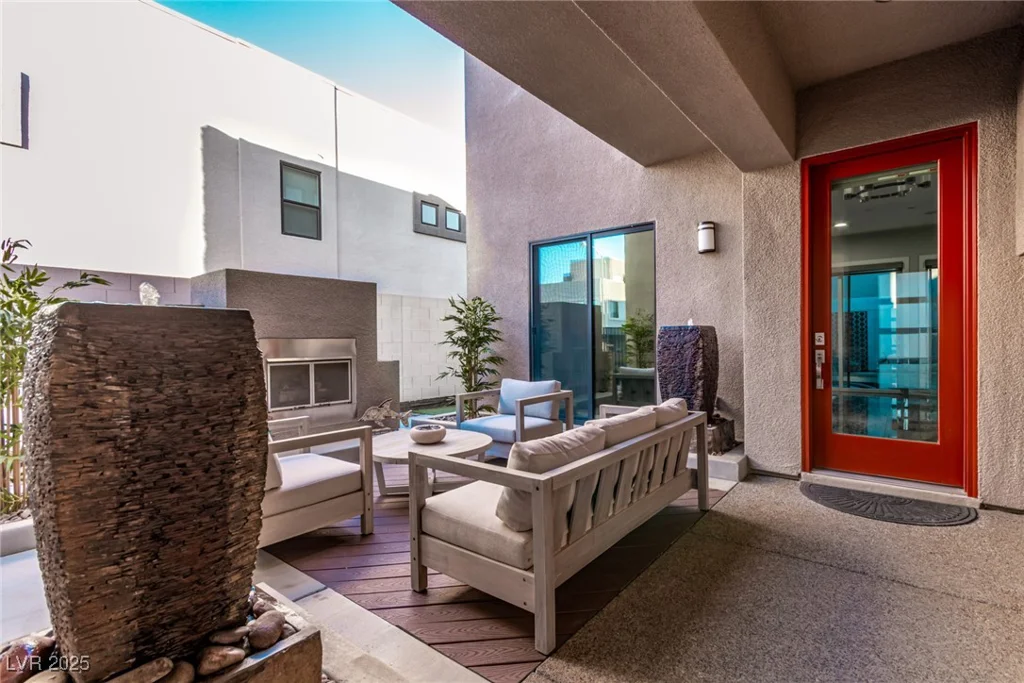 220 Glen Lee, Henderson, NV 89012
