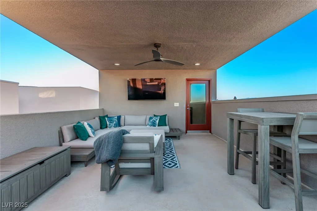 220 Glen Lee, Henderson, NV 89012