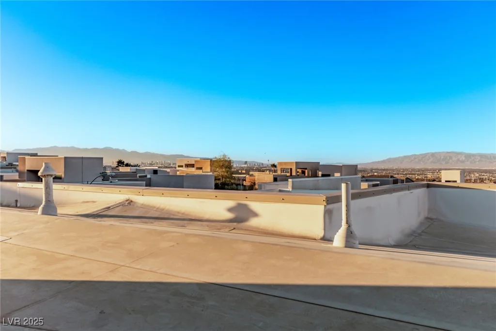 220 Glen Lee, Henderson, NV 89012