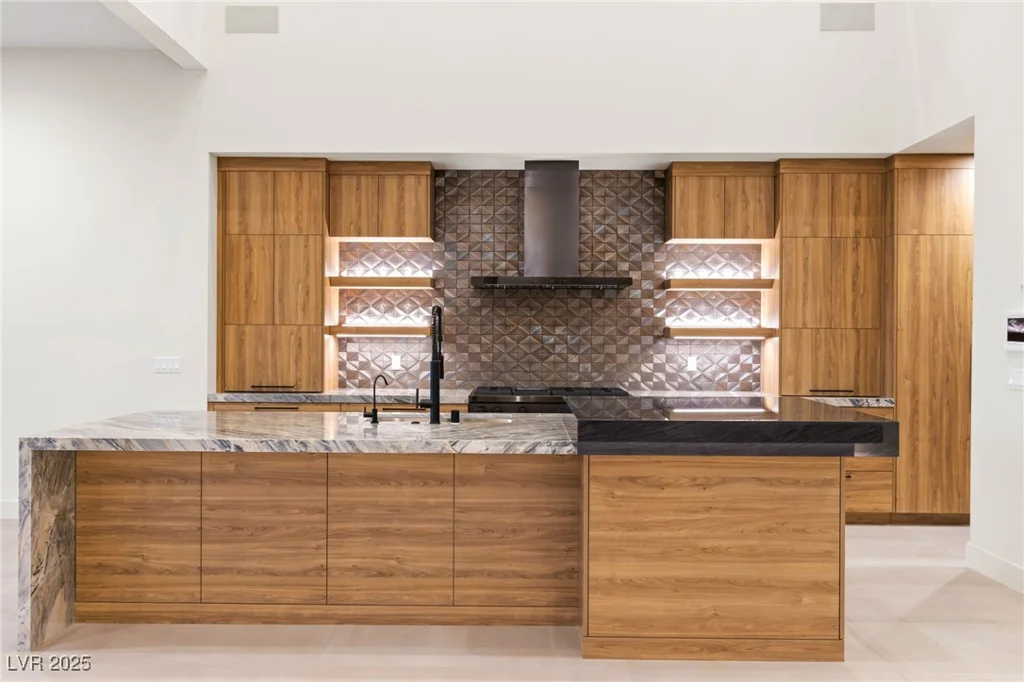 591 Overlook Rim, Henderson, NV 89012