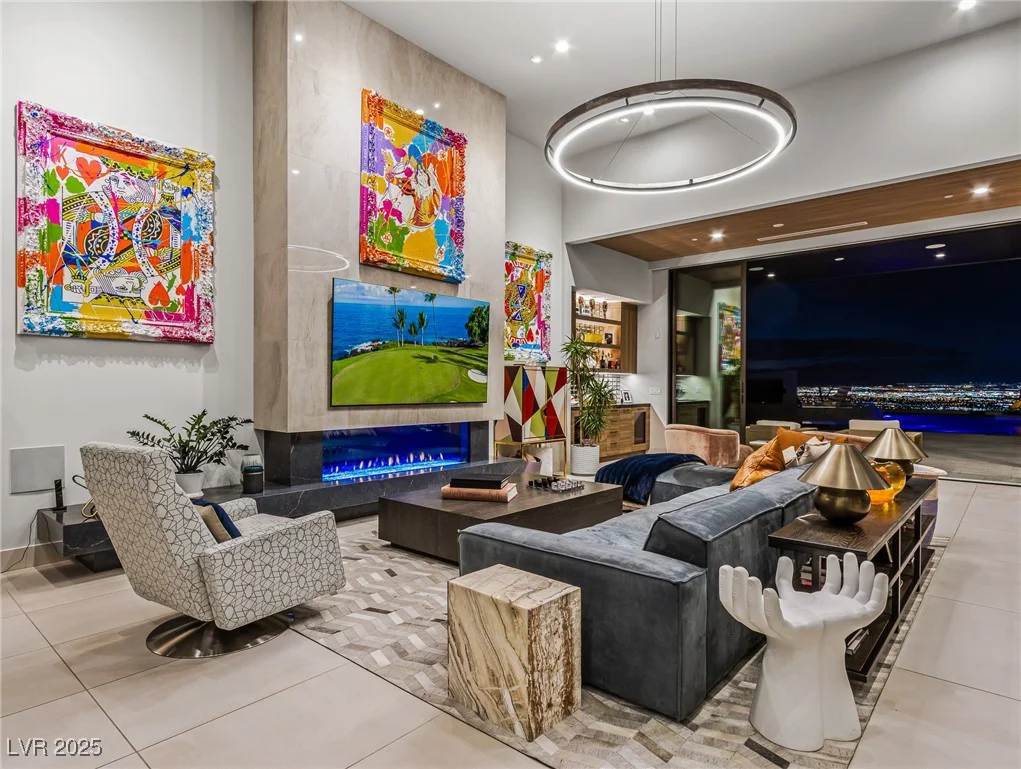 591 Overlook Rim, Henderson, NV 89012