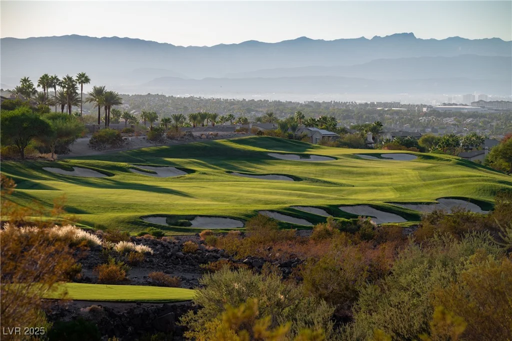 591 Overlook Rim, Henderson, NV 89012