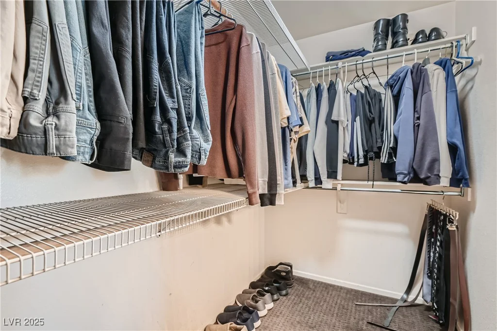 9103 McGinnis, Las Vegas, NV 89148