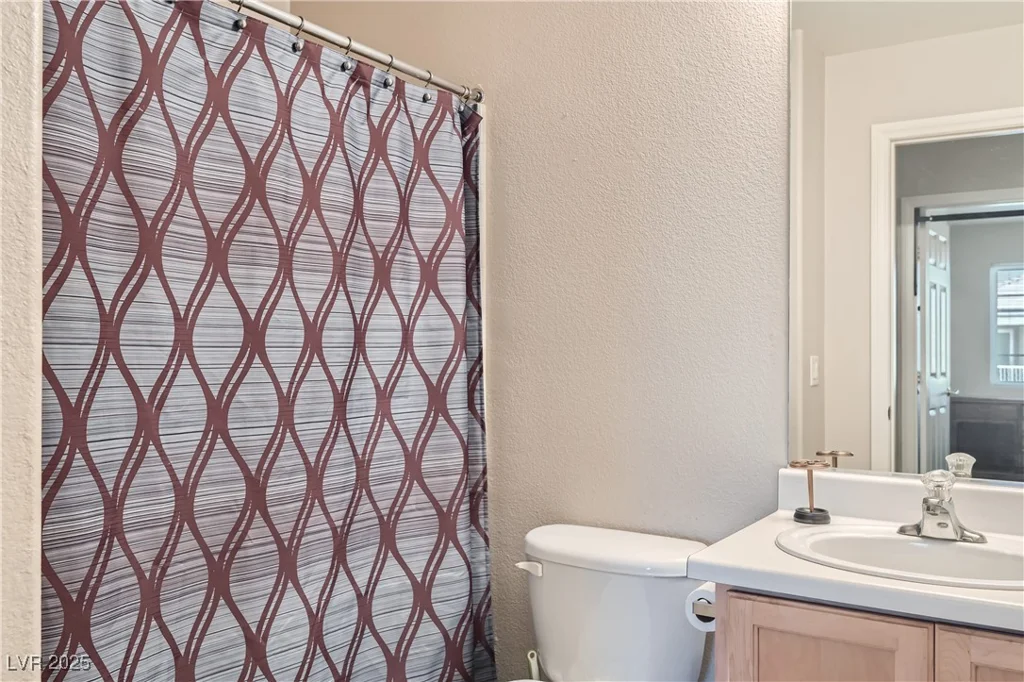 9103 McGinnis, Las Vegas, NV 89148